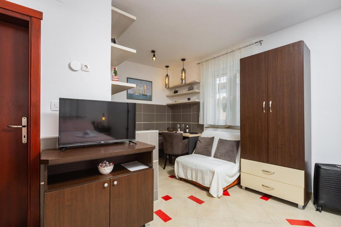 Adzic Apartments بودفا المظهر الخارجي الصورة