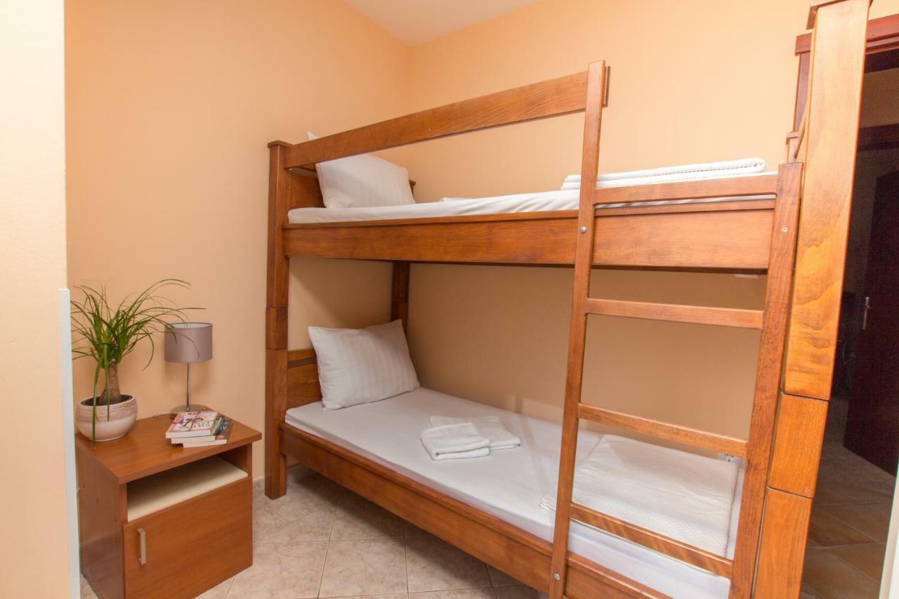 Adzic Apartments بودفا المظهر الخارجي الصورة