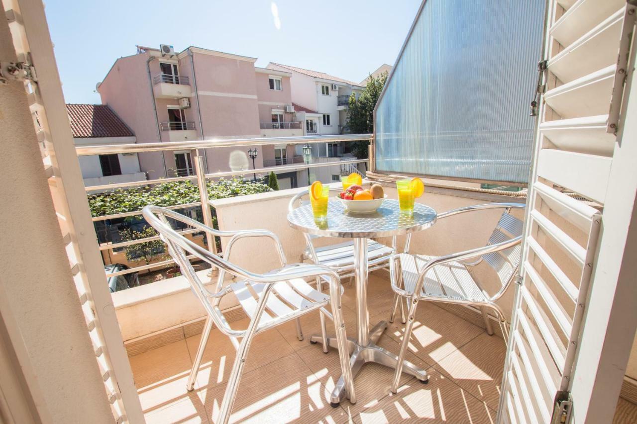 Adzic Apartments بودفا المظهر الخارجي الصورة