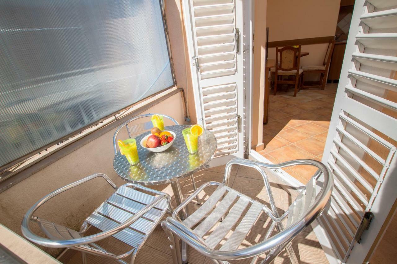 Adzic Apartments بودفا المظهر الخارجي الصورة