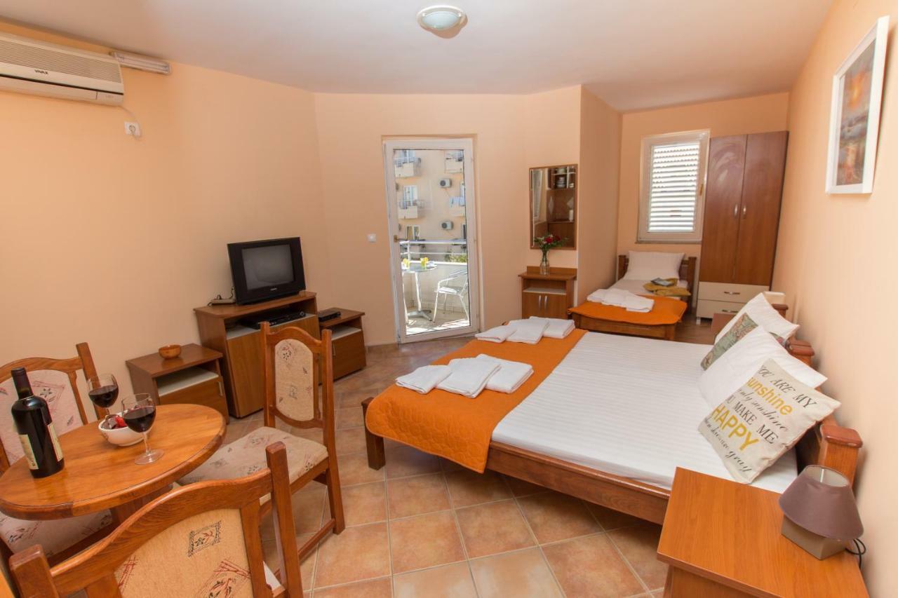 Adzic Apartments بودفا المظهر الخارجي الصورة
